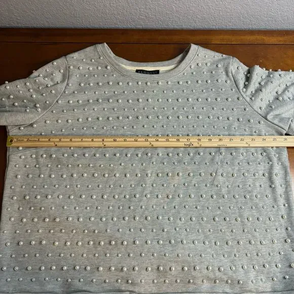 Eloquii Women's Pearl Embellished Heather Gray Sweatshirt NWT Size 22/24 - Picture 4 of 10